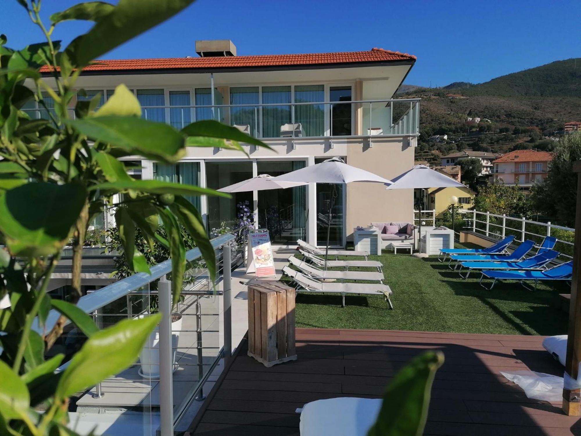 Poggio Hotel Arenzano Eksteriør billede